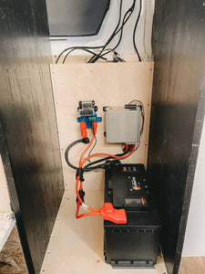 2. Batterie & Sicherungen